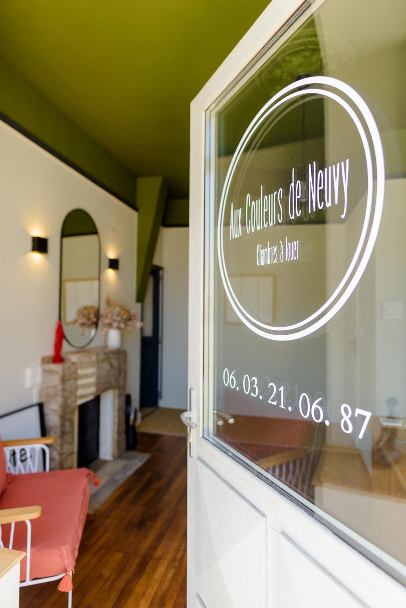 Aux Couleurs De Neuvy Hotel Kültér fotó